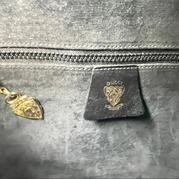 Vintage Gucci Monogrammed Bucket Bag - Picture 11 of 13